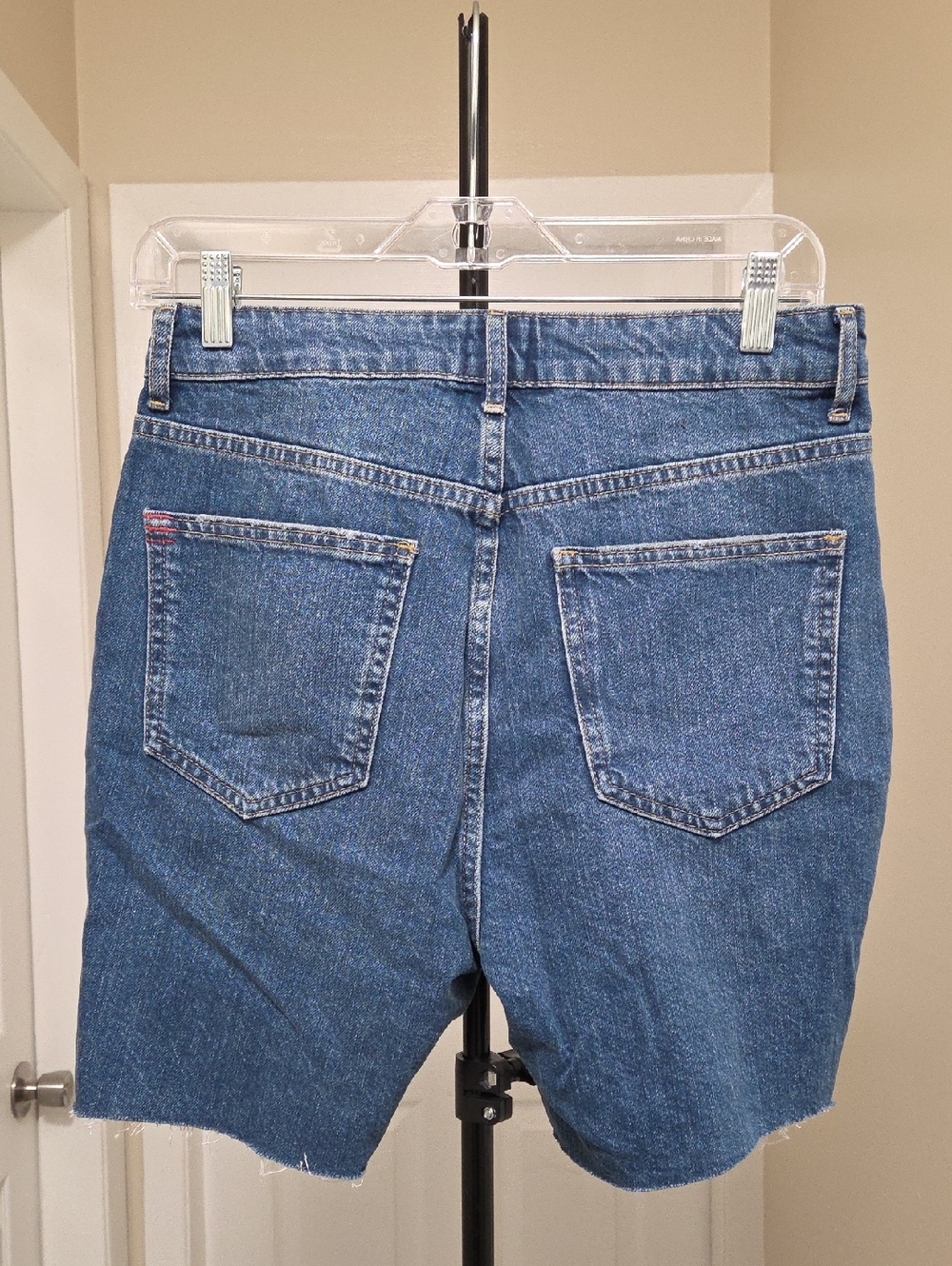 NWT Urban Outfitters Mid-Blue Denim Cutoff Shorts - Picture 8 of 8